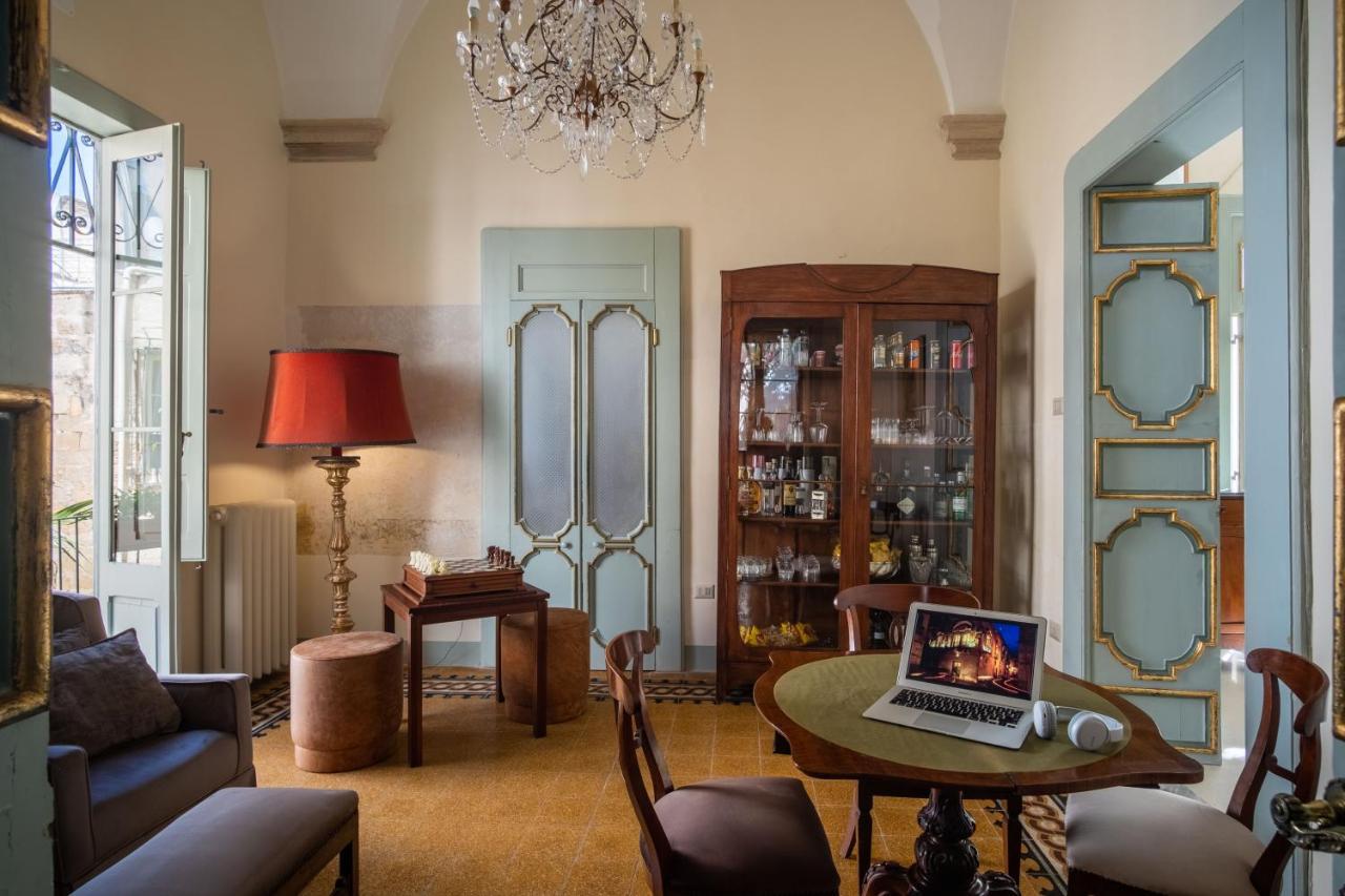 Palazzo Guido Panzió Lecce Kültér fotó
