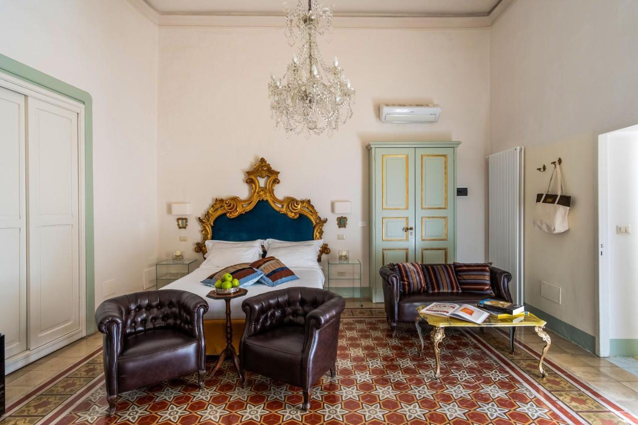 Palazzo Guido Panzió Lecce Kültér fotó