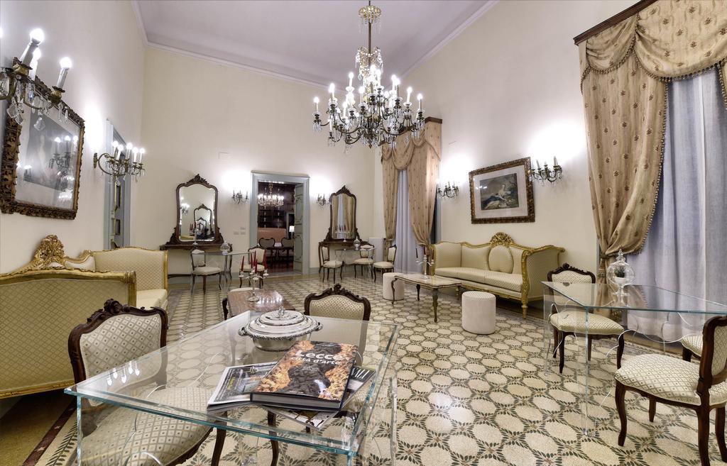 Palazzo Guido Panzió Lecce Kültér fotó